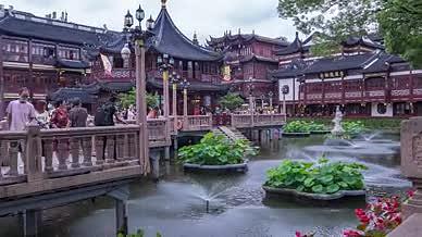 延时拍摄上海豫园公园河池视频的预览图
